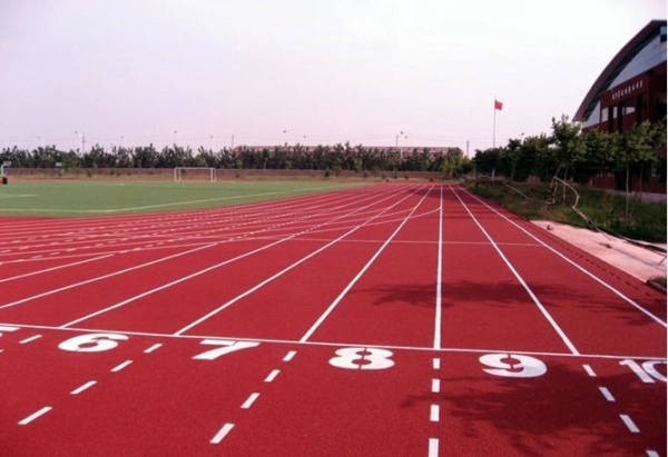 塑膠跑道主要分為哪幾類功能特點是怎樣的？