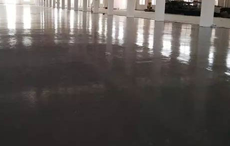 廠房使用環(huán)氧地坪漆有哪些好處？如何正確施工？