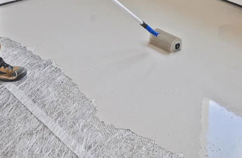 在瓷磚上進(jìn)行環(huán)氧地坪漆施工要注意什么？